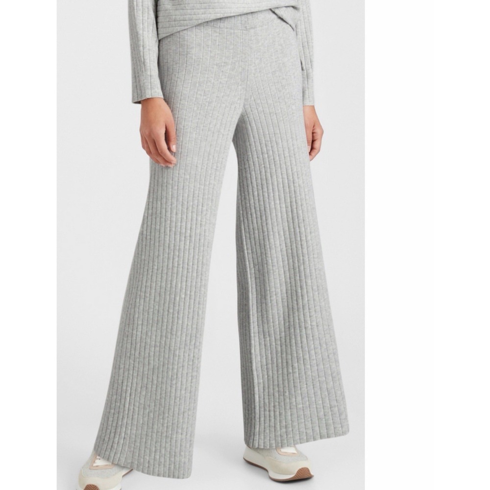 NEW Sincerely Jules Sweater Pants Sz L Wide Flare Leg Ribbed Knit Pull On SOFT
